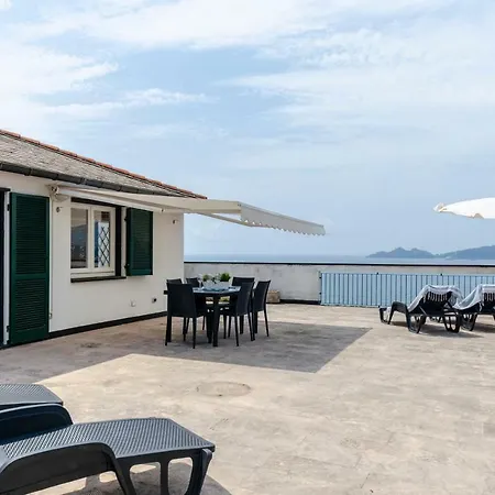 Altido Scoglio Dei Gabbiani Zoagli